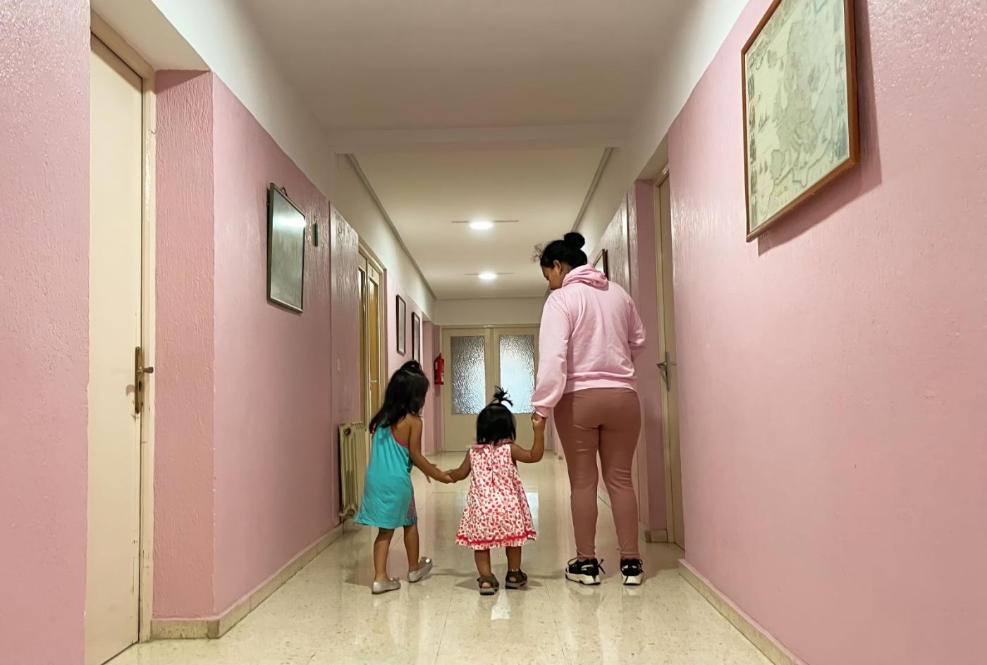 El Cottolengo de Málaga, un refugio de paz para una familia sin posada