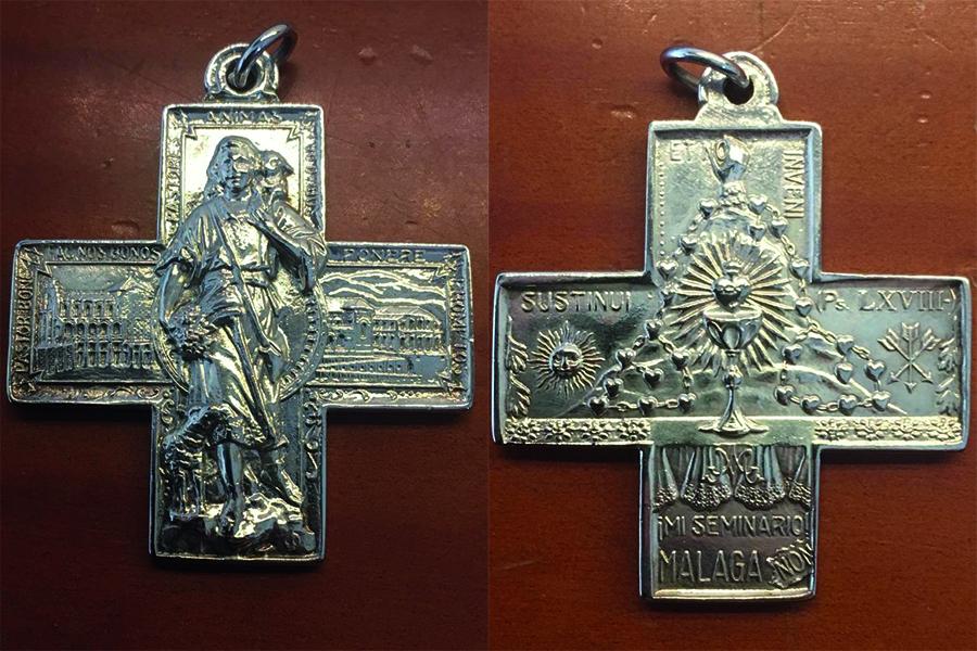 «Todos los seminaristas llevamos en el corazón la Cruz retablo de la Capilla del Seminario»