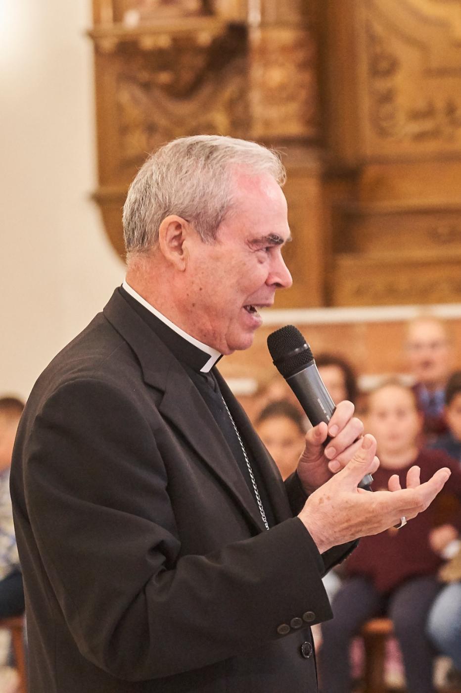 El Sr. Obispo visita la parroquia de El Salvador, en Nerja