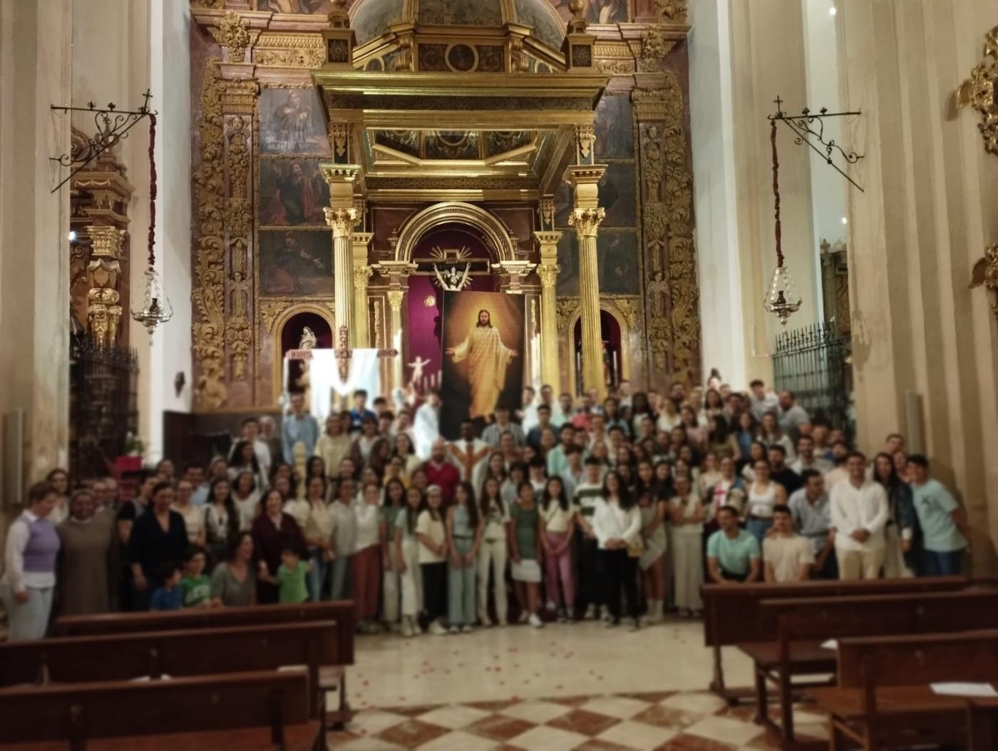 Jóvenes de Antequera celebran juntos la Pascua