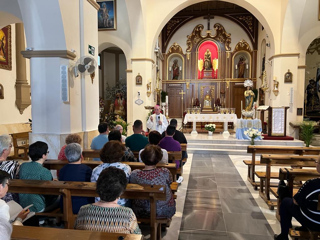 Algarrobo recibe al Sr. Obispo con repiques de campanas