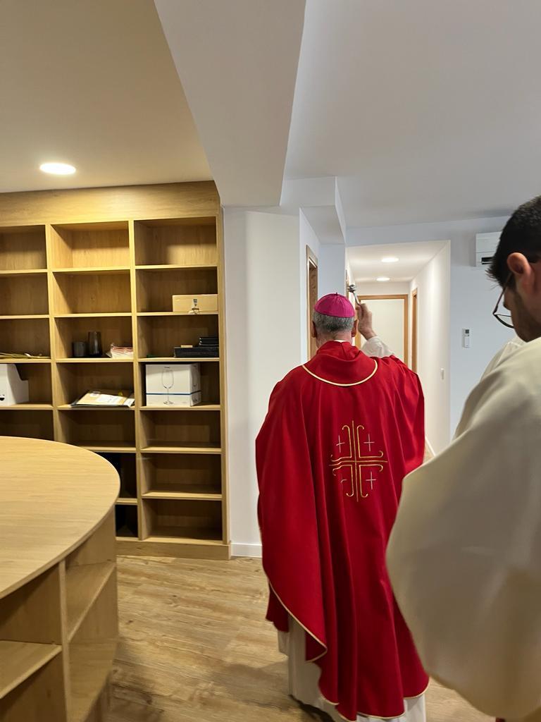 El obispo de Málaga inaugura la remodelación de la parroquia de San Juan, en Málaga