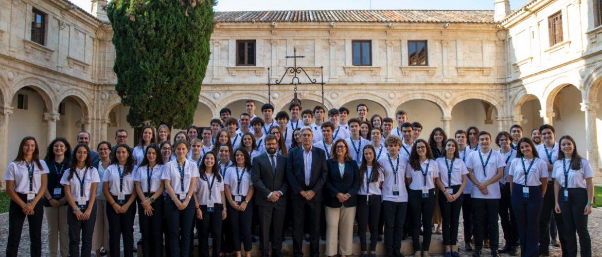 Estudiantes premiados en el programa Becas Europa Santander Universidad Francisco de Vitoria.