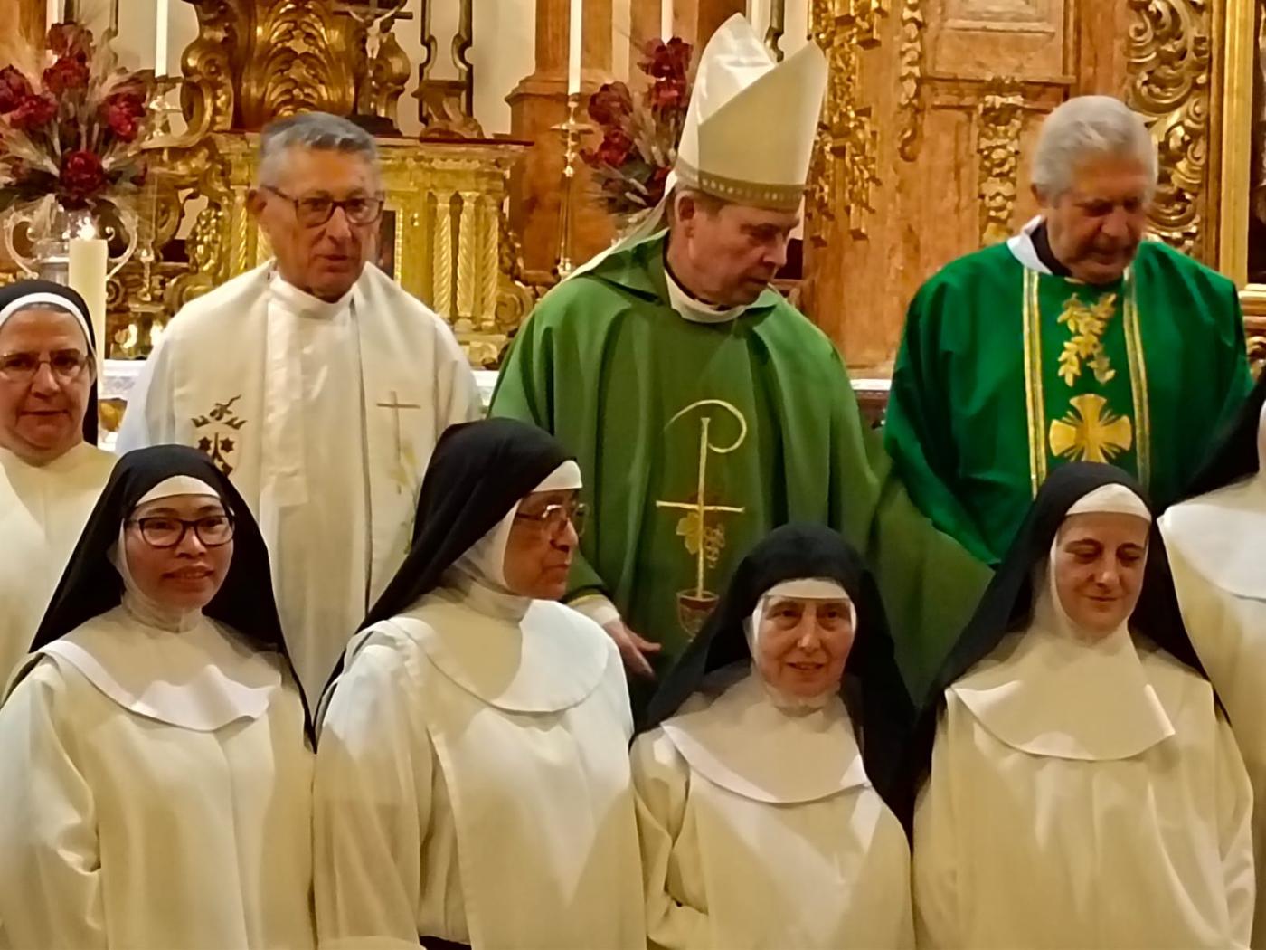Despedida a las Dominicas en Antequera / N. ESCOBAR SÁNCHEZ