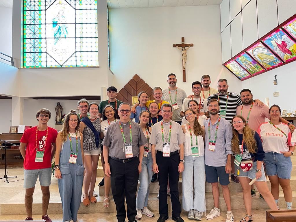 Una mañana de catequesis, confesión y Eucaristía, y una tarde de concierto