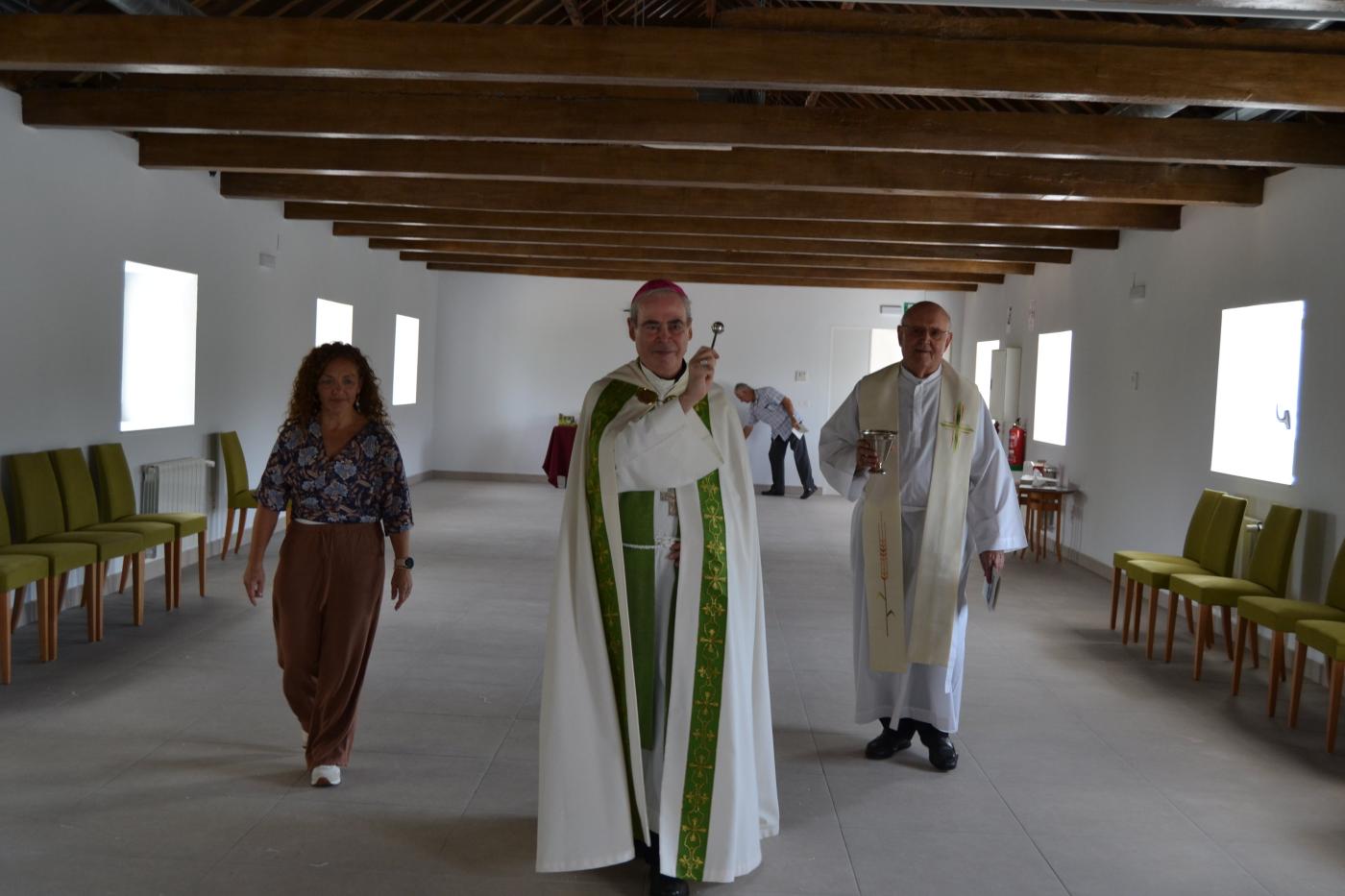 https://www.diocesismalaga.es/pagina-de-inicio/2014058207/el-sr-obispo-bendice-las-nuevas-instalaciones-de-la-casa-de-acogida-para-enfermos-de-sida-colichet/