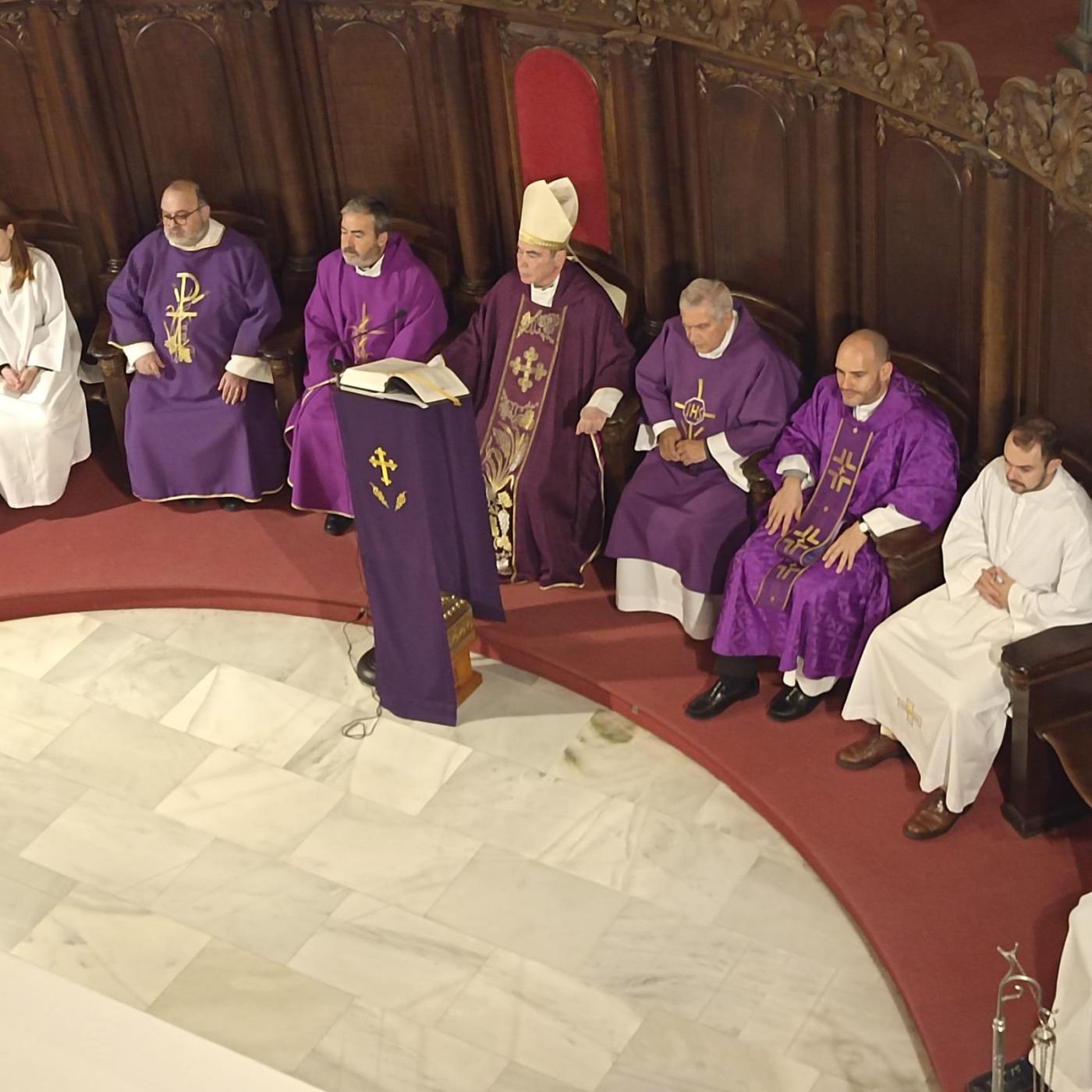 «Somos una comunidad acogedora que vive la alegría de la fe»