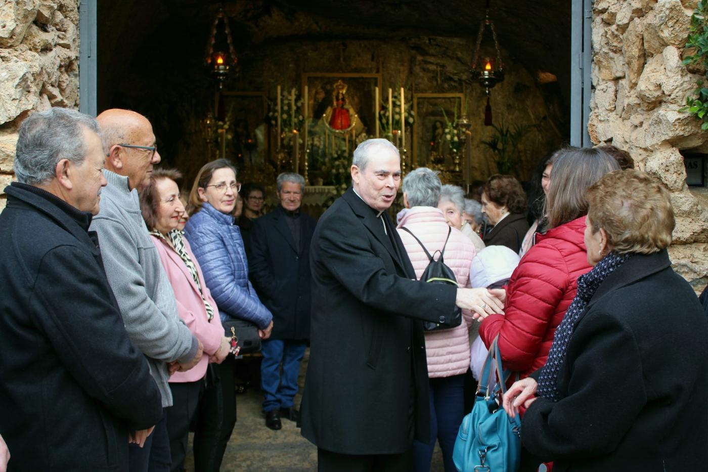 «A diario visitan nuestro pueblo cientos de personas, pero su visita, D. Jesús, es distinta»