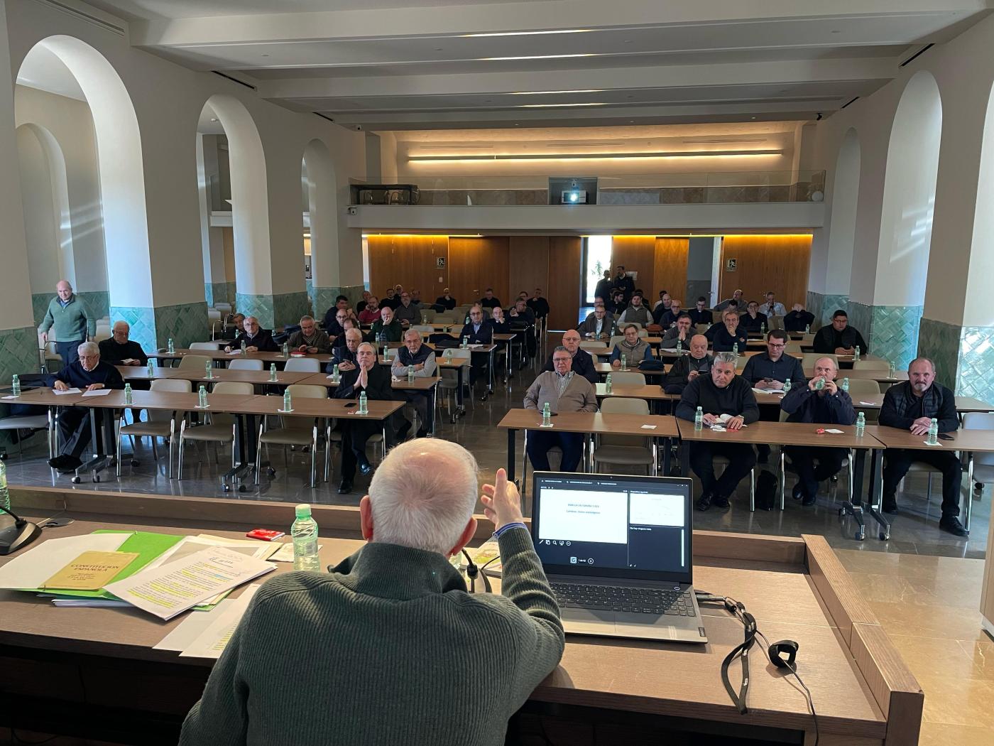 Persona, familia y sociedad han centrado la jornada de formación del clero