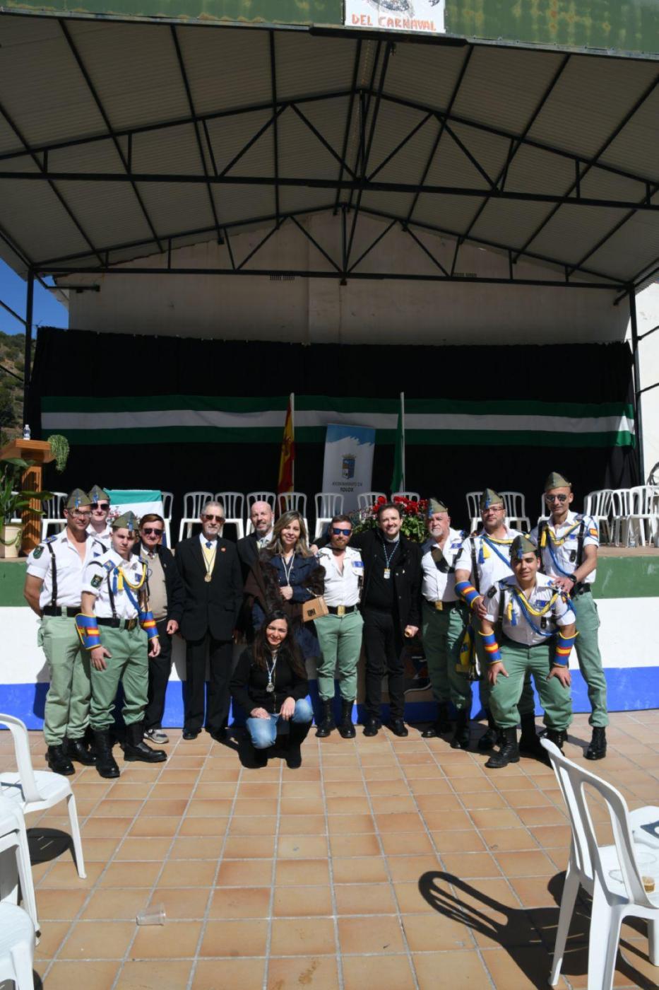 Entrega del reconocimiento como hijo adoptivo de Tolox al sacerdote José Luis Bellón