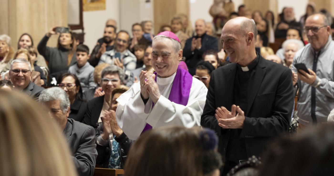 Los niños de Benalmádena preguntan al Sr. Obispo en su Visita Pastoral