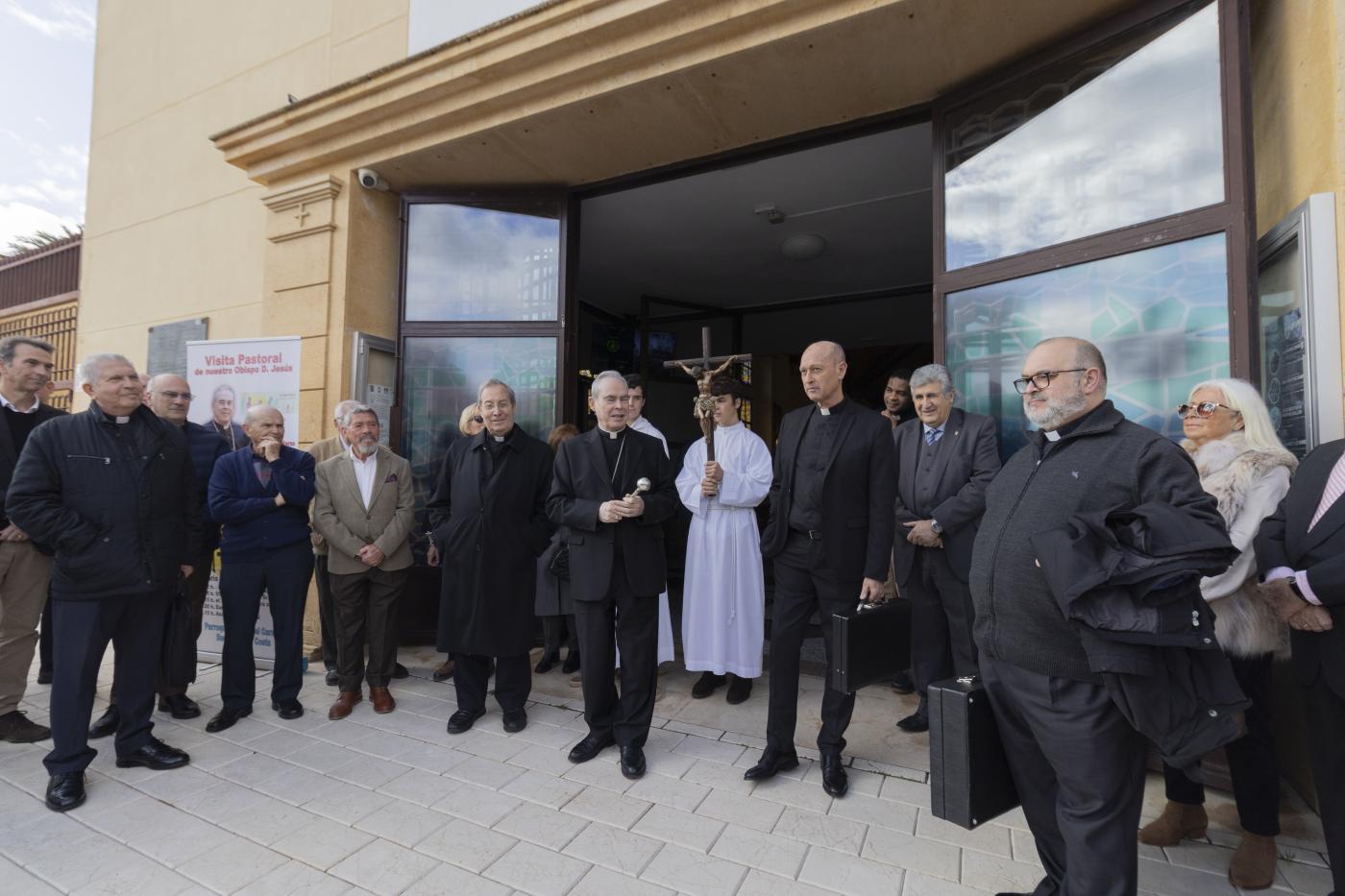 Los niños de Benalmádena preguntan al Sr. Obispo en su Visita Pastoral