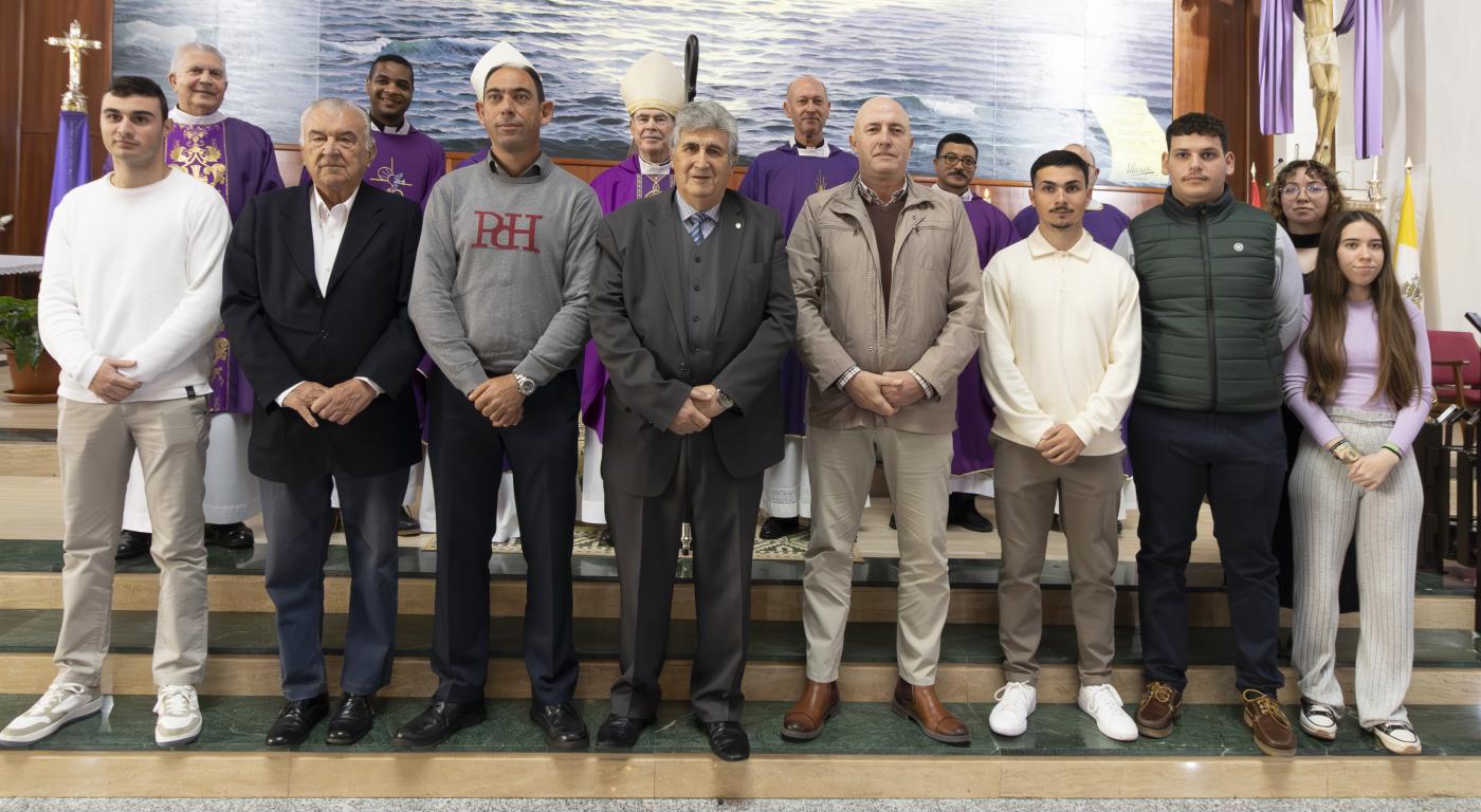 Los niños de Benalmádena preguntan al Sr. Obispo en su Visita Pastoral