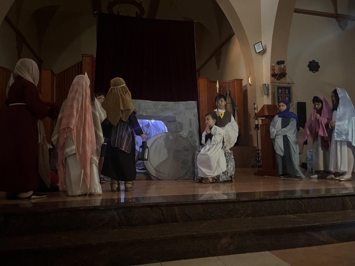 Los niños y adolescentes de Melilla ponen en escena un Via Crucis viviente