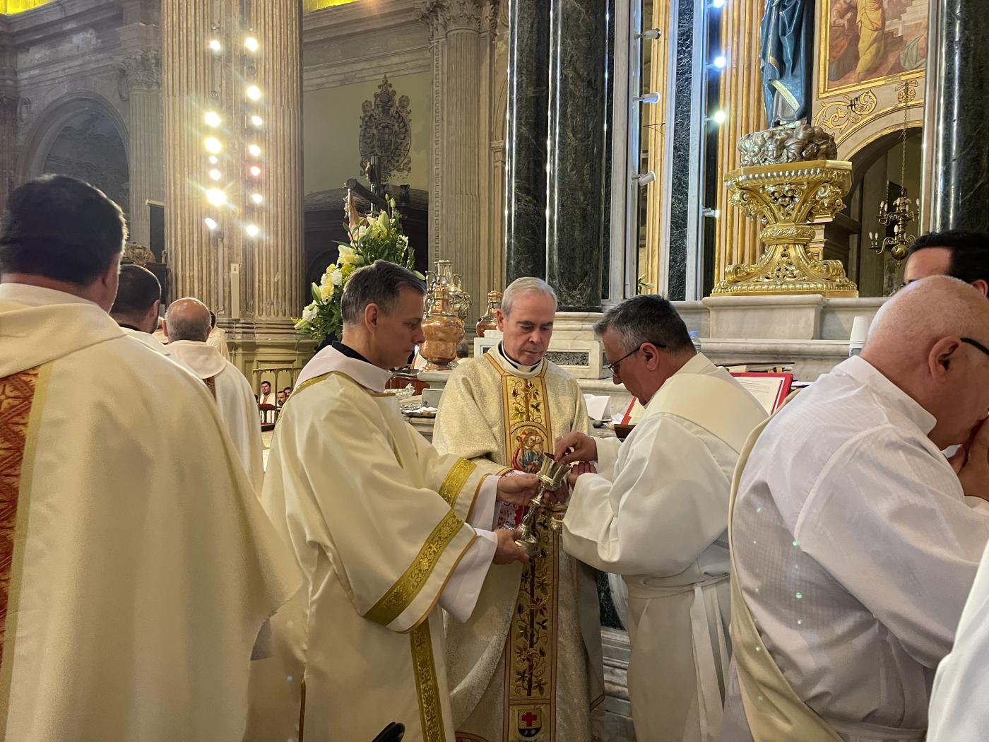 Misa Crismal 2024 en la Catedral de Málaga // E. LLAMAS