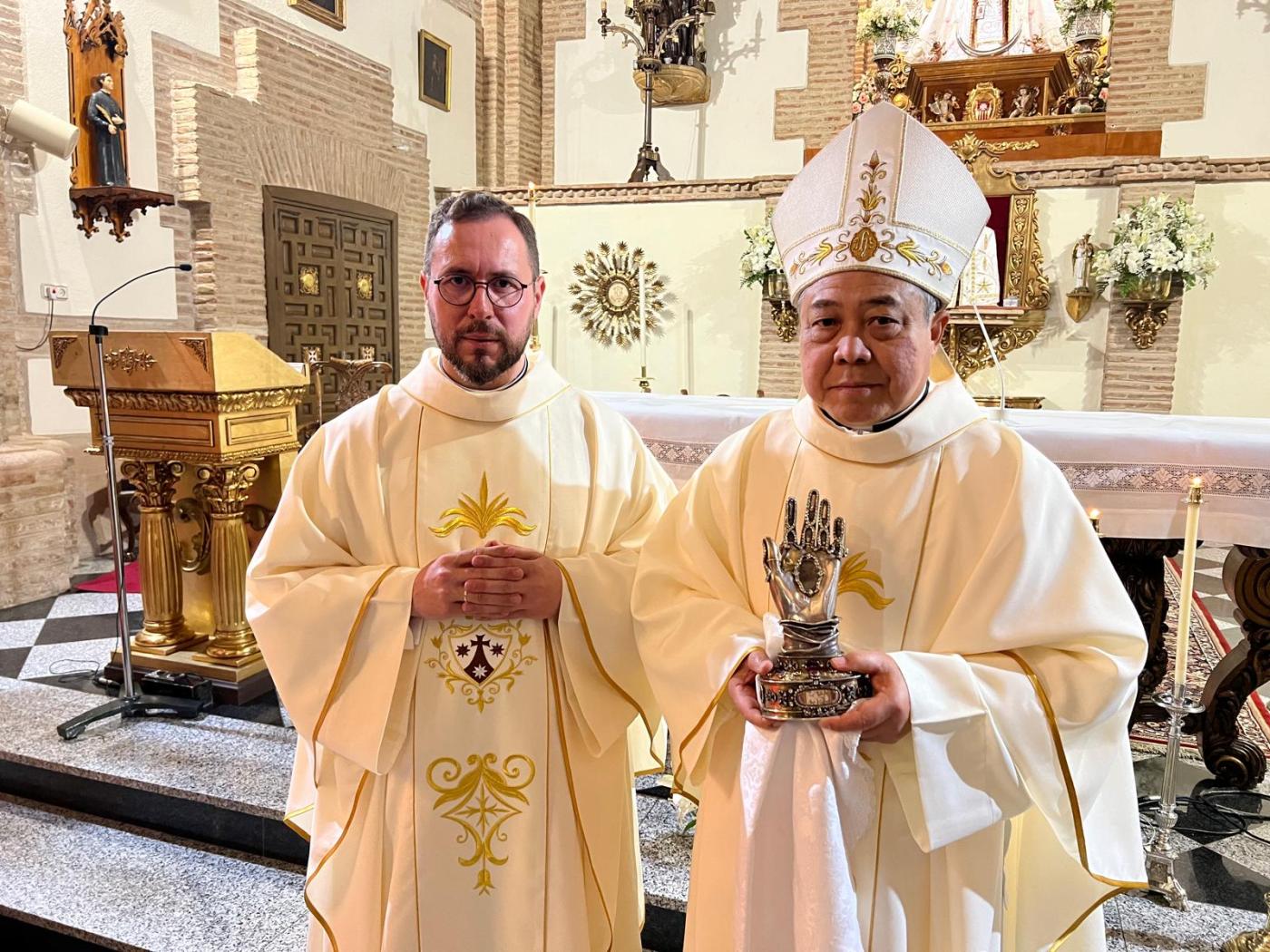 Mons. Bernardito Auza, nuncio apostólico del Papa en España, en la Misa celebrada en el convento de las carmelitas descalzas de Ronda con motivo de su Jubileo