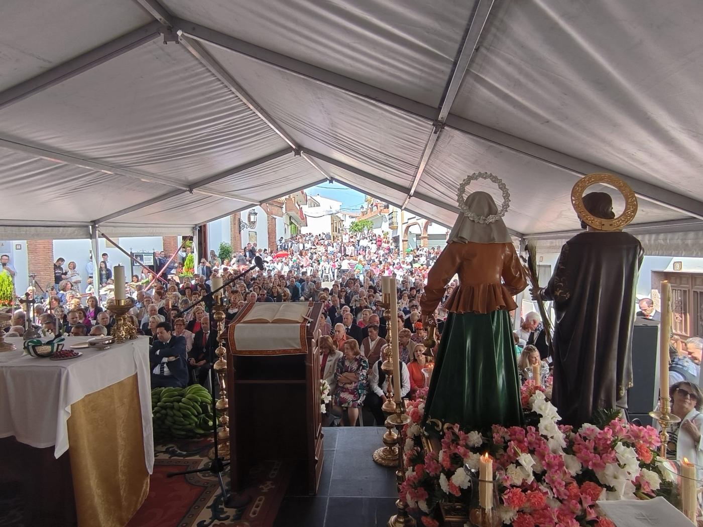 Más de 30 hermandades de san Isidro compartieron devoción en Benamocarra