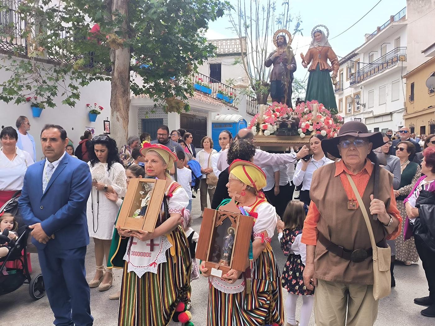 Más de 30 hermandades de san Isidro compartieron devoción en Benamocarra