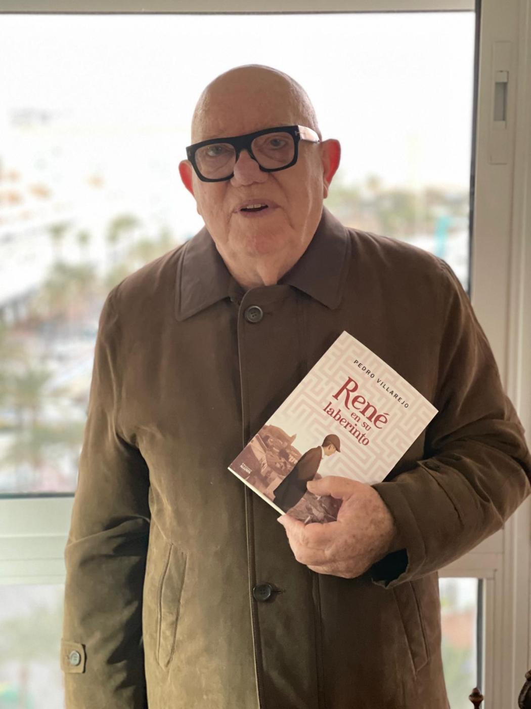 Ordenados en la Catedral, en un convento, en la iglesia del pueblo y en un estadio de fútbol