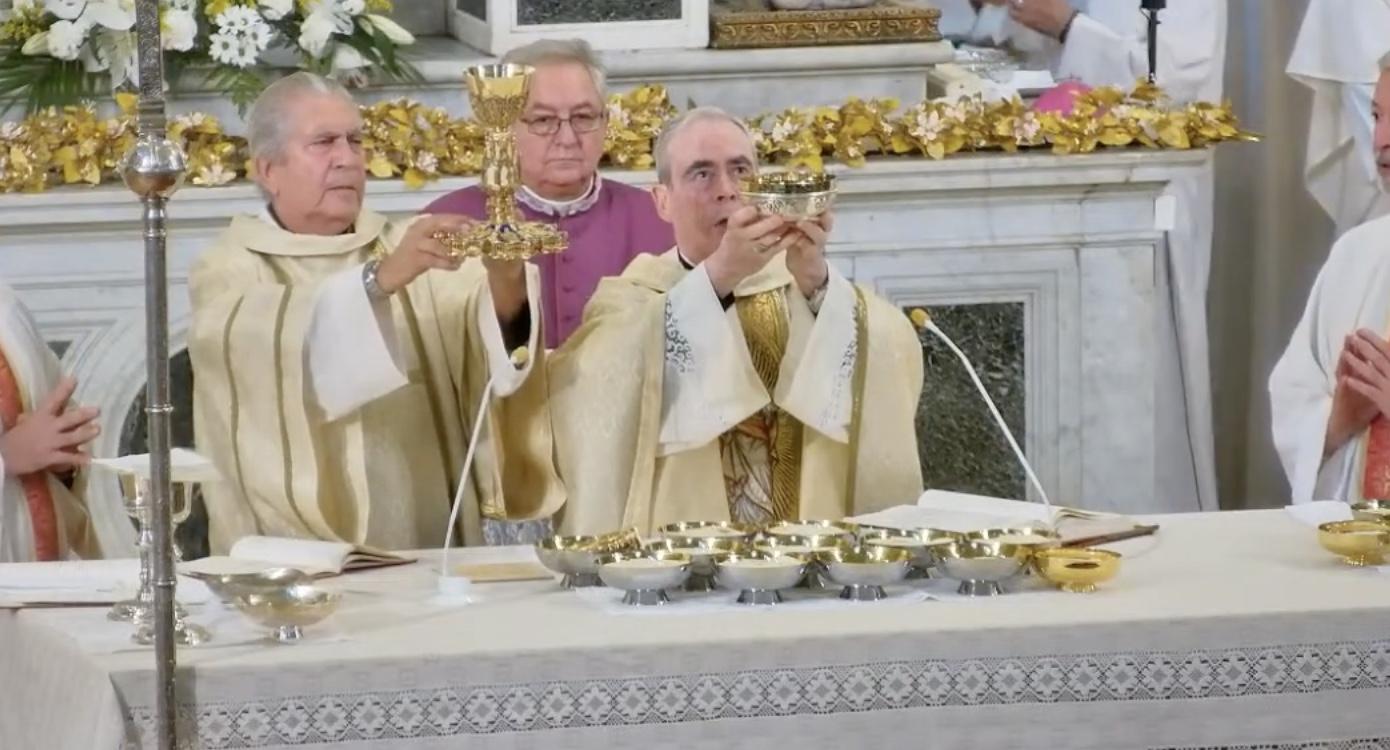 Mons. Catalá: «El Corpus Christi nos anima a estar cerca de quienes sufren»