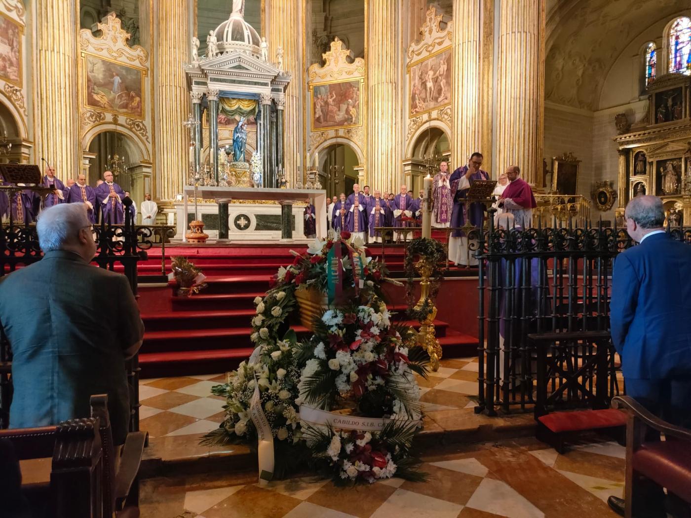 Misa exequial de D. Francisco García Mota en la Catedral de Málaga // A. MEDINA