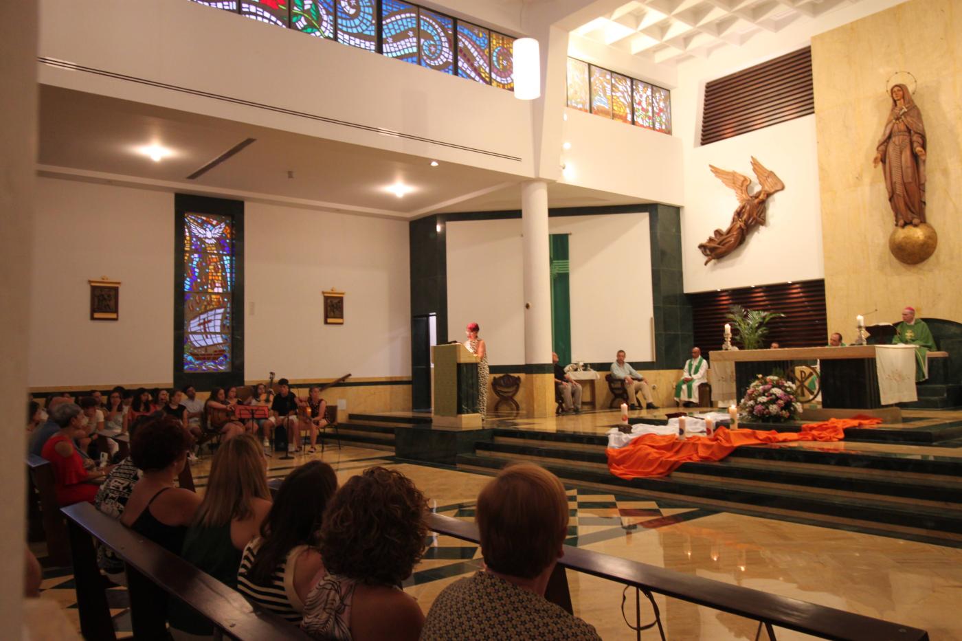 Acción de gracias por los campamentos y envío misionero