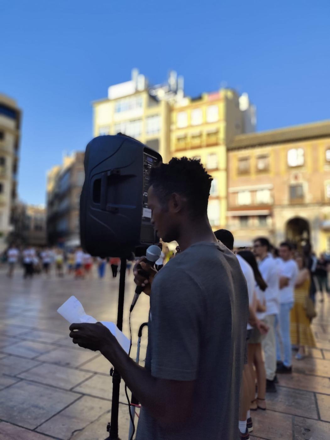 Jóvenes del CTL 2024 en el Círculo del Silencio