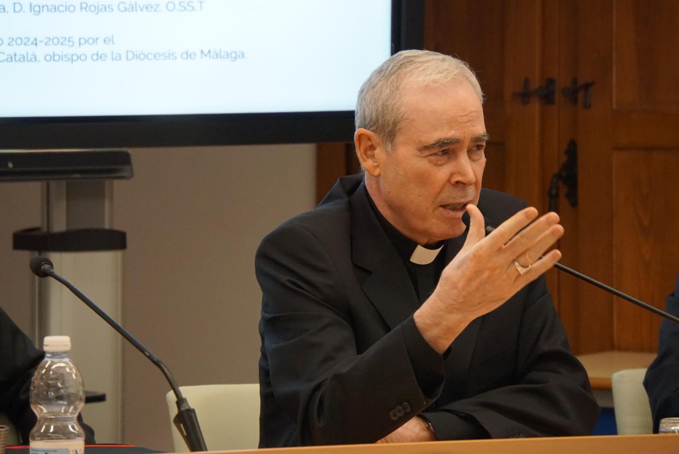 El Obispo inaugura oficialmente el curso académico de los centros teológicos