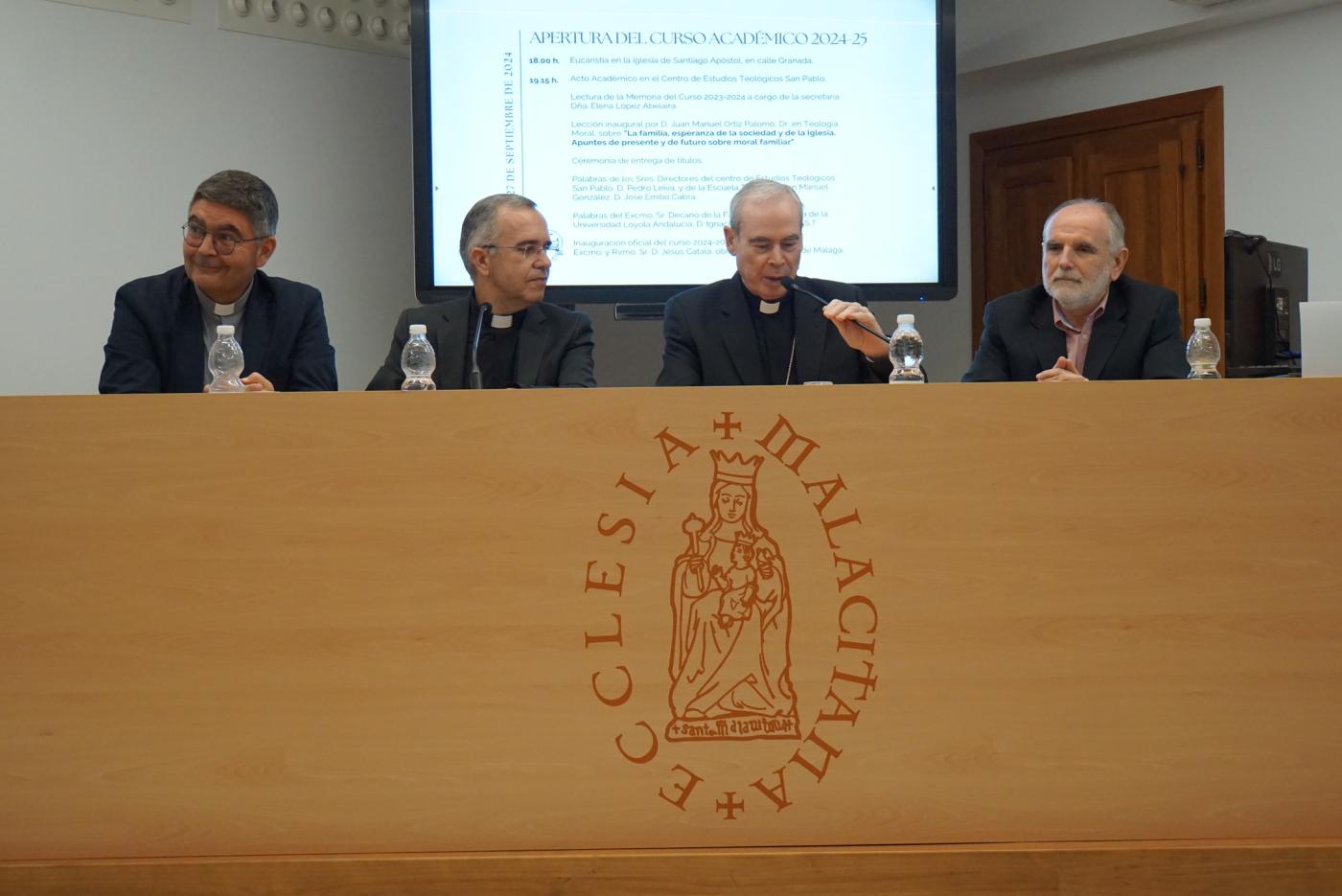 Inauguración oficial del curso 2024-2025 en los Centros Teológicos Diocesanos / J.M. FLORES