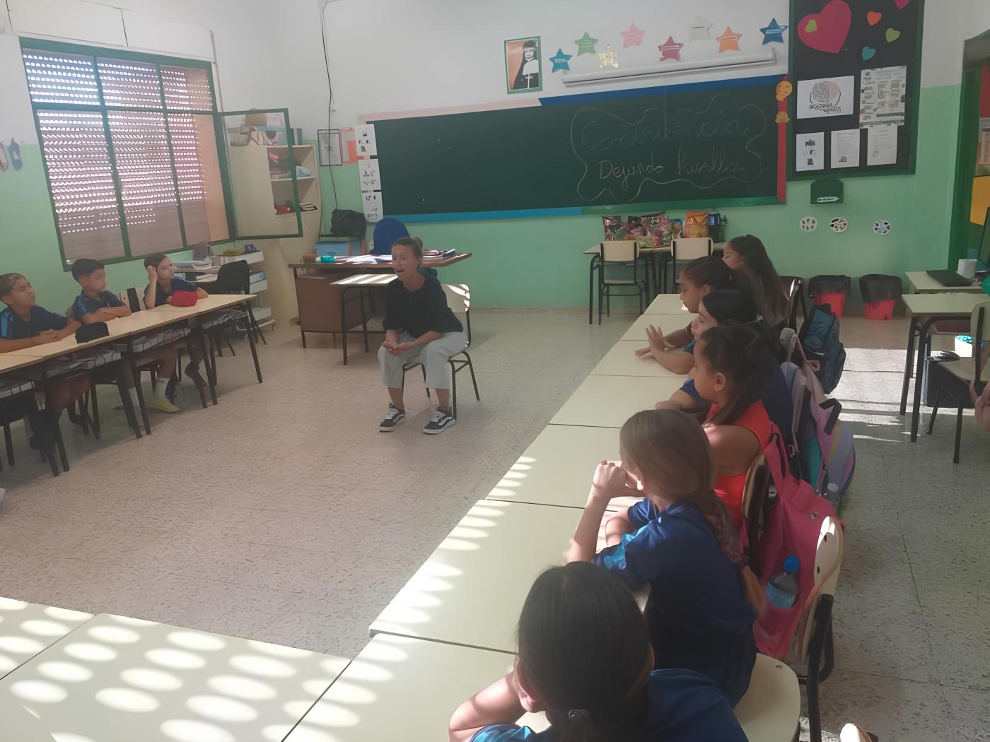 Alumnado del centro en la convivencia "Dejando Huella" con motivo del centenario