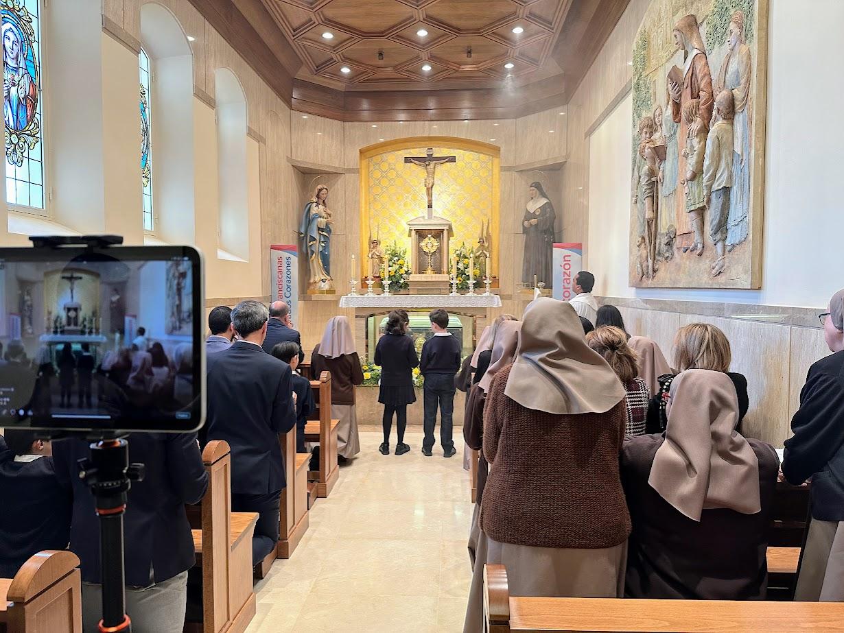 «En el Jubileo de nuestra congregación hemos admirado el poder de convocatoria que tiene Madre Carmen»