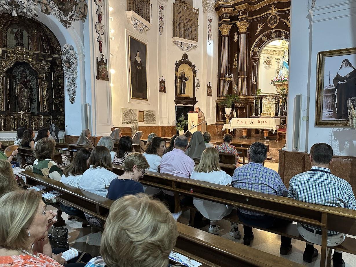 «En el Jubileo de nuestra congregación hemos admirado el poder de convocatoria que tiene Madre Carmen»
