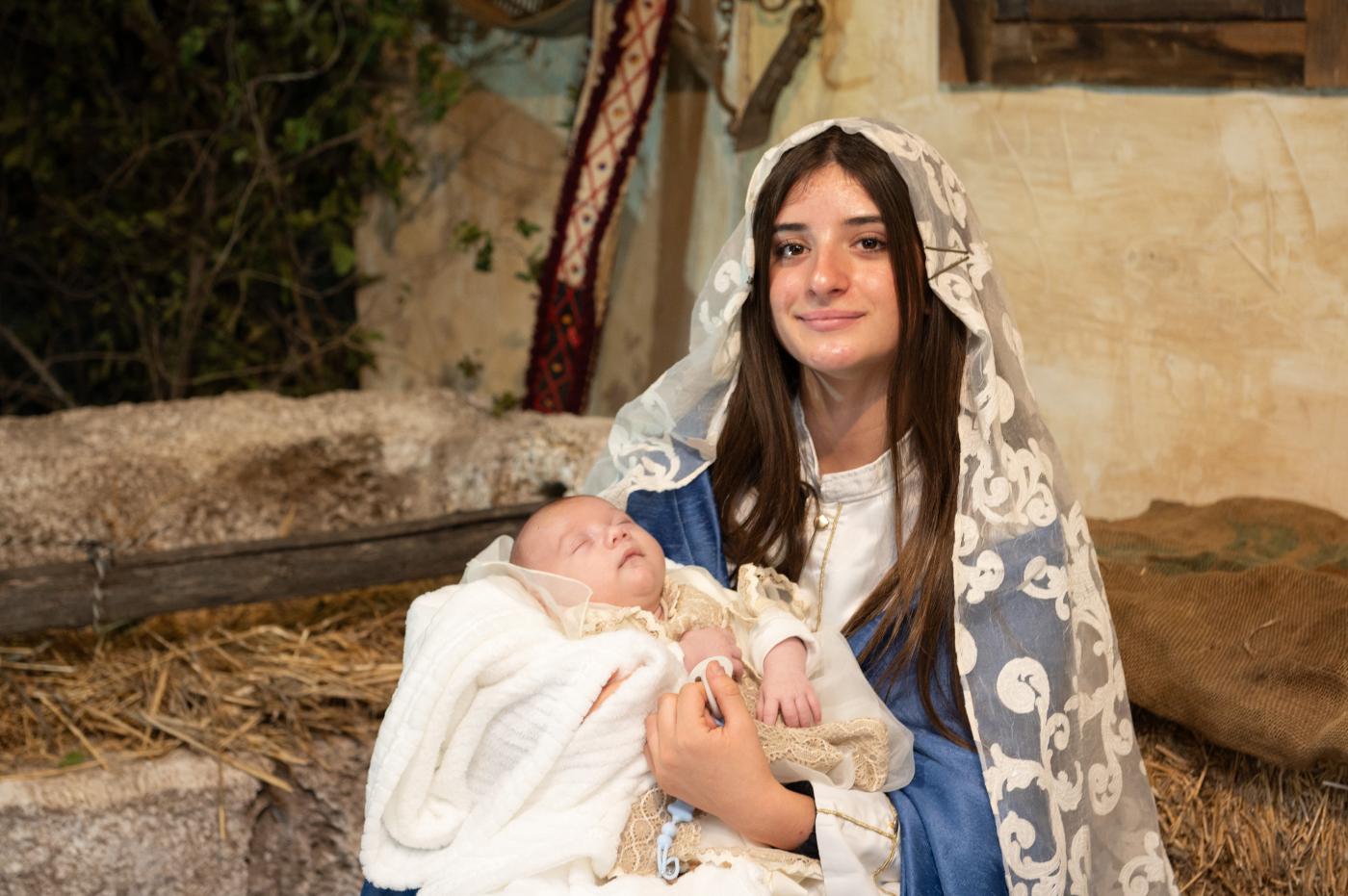 Dios con nosotros, contemplaciones ante el belén