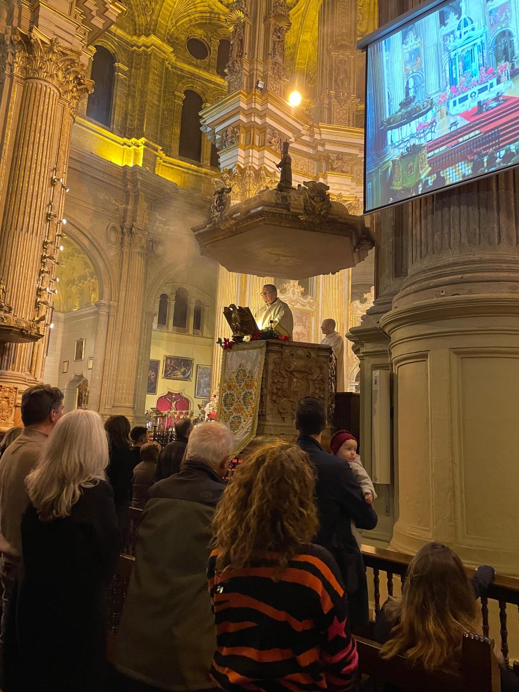 Celebración del Día de la Sagrada Familia en la Catedral // E. LLAMAS