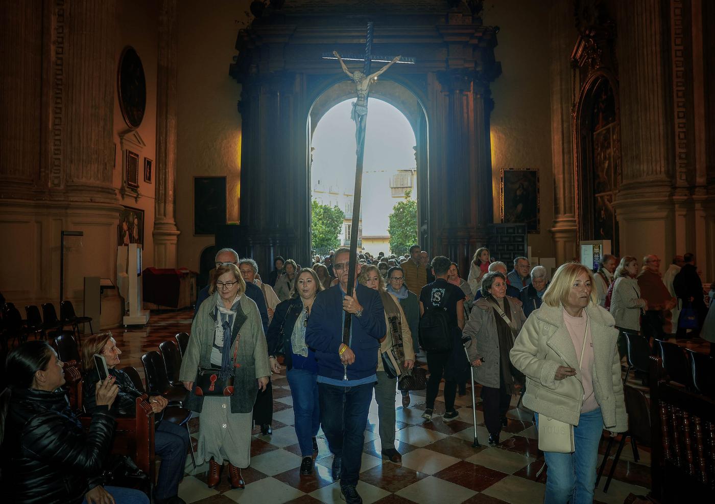 El arciprestazgo de San Cayetano peregrina a la Catedral por el Jubileo