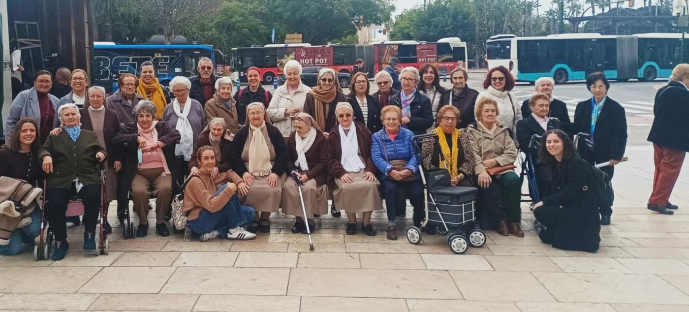 La residencia Madre Carmen gana el Jubileo en la Catedral