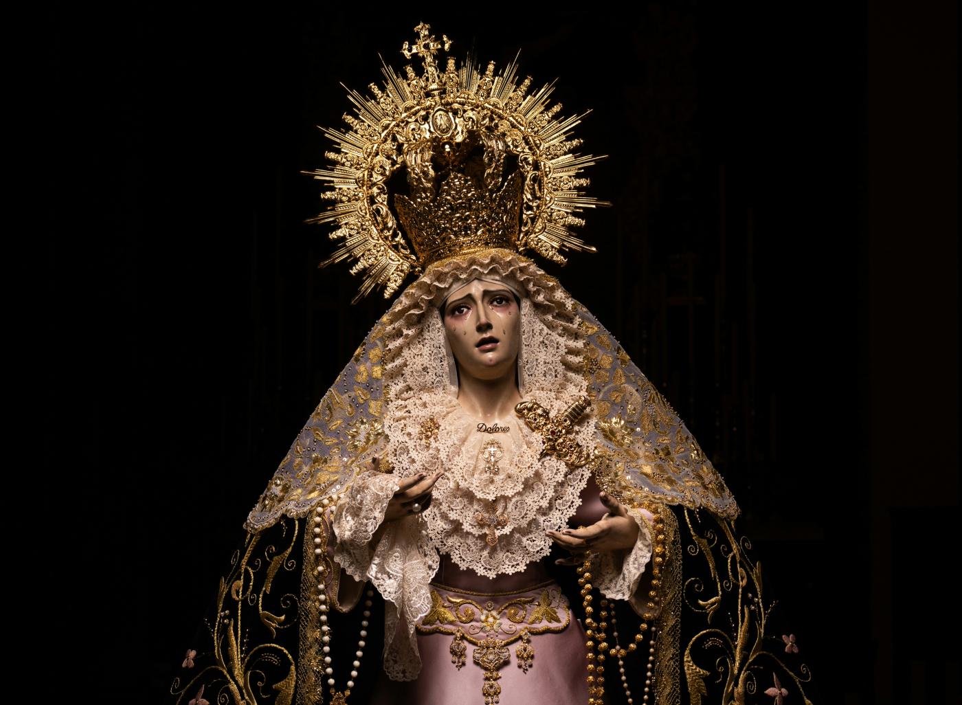 Viernes de Dolores, con María y sus siete puñales