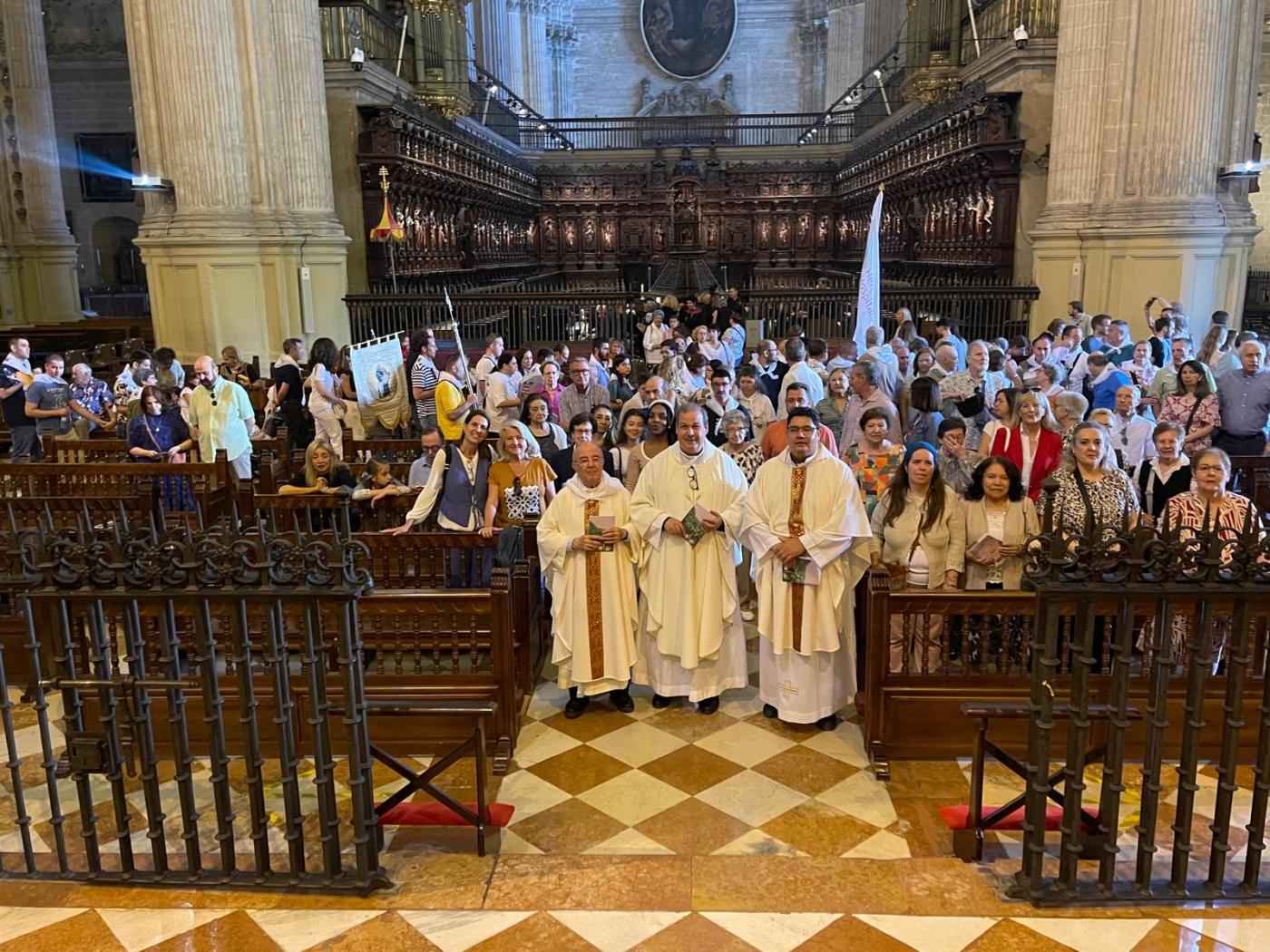 El Jubileo de los Enfermos congrega a muchas personas en la Catedral