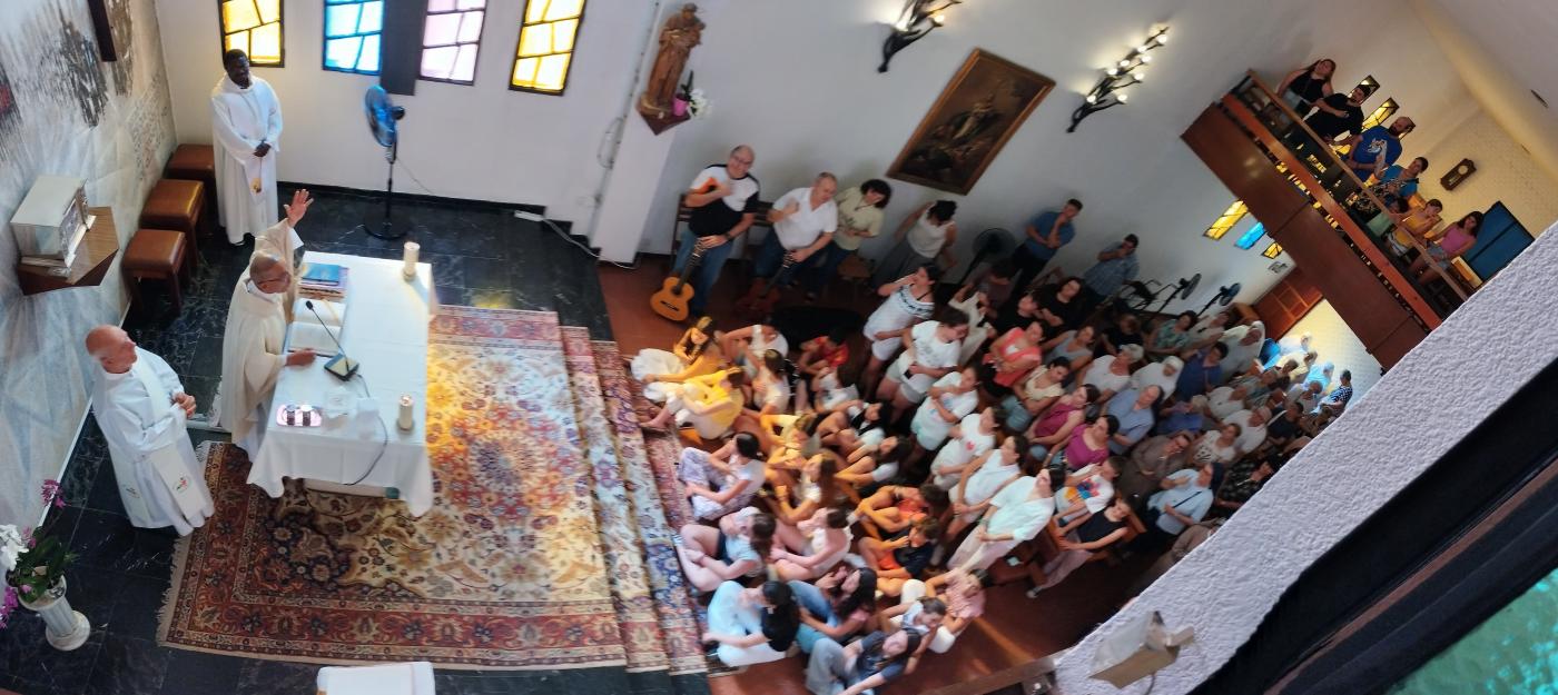 Los Misioneros peregrinaron al Cotolengo para ganar el Jubileo