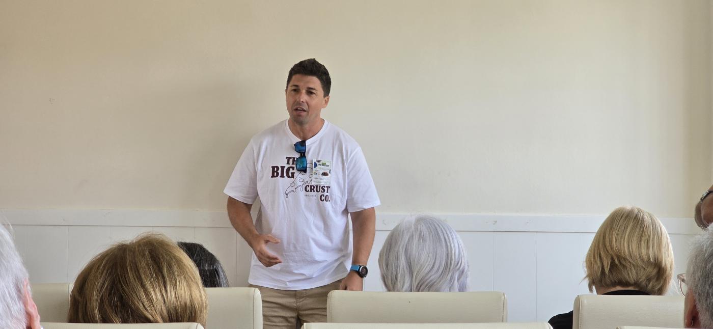 Los laicos comparten una mañana de testimonios, formación, oración y vida