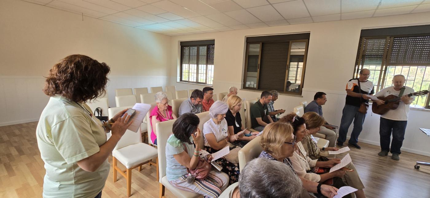 Los laicos comparten una mañana de testimonios, formación, oración y vida