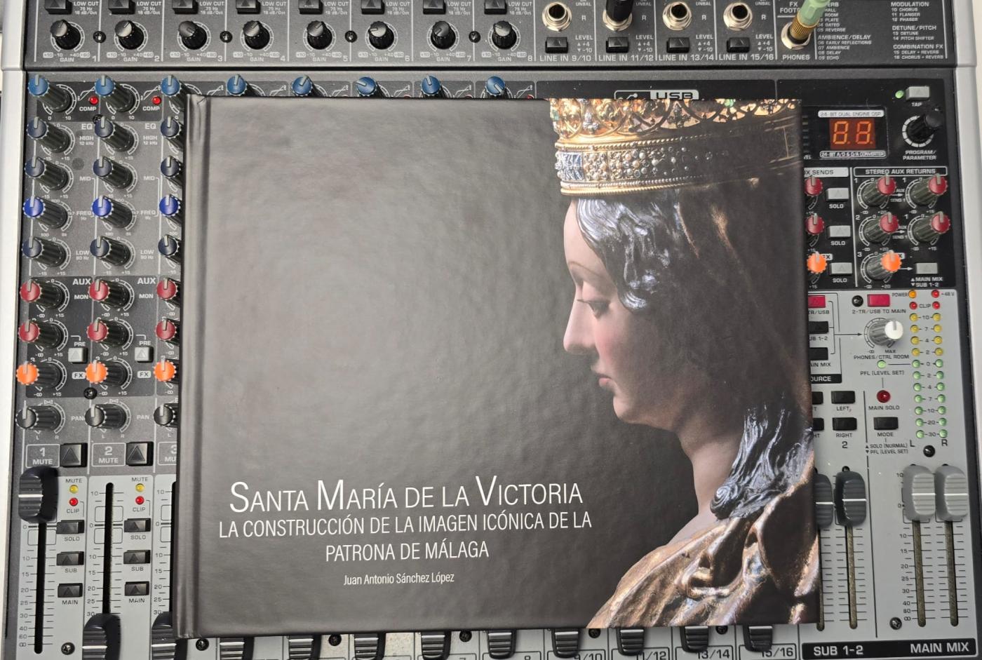 La vida de san Francisco de Paula, en el retablo del Santuario de la Victoria