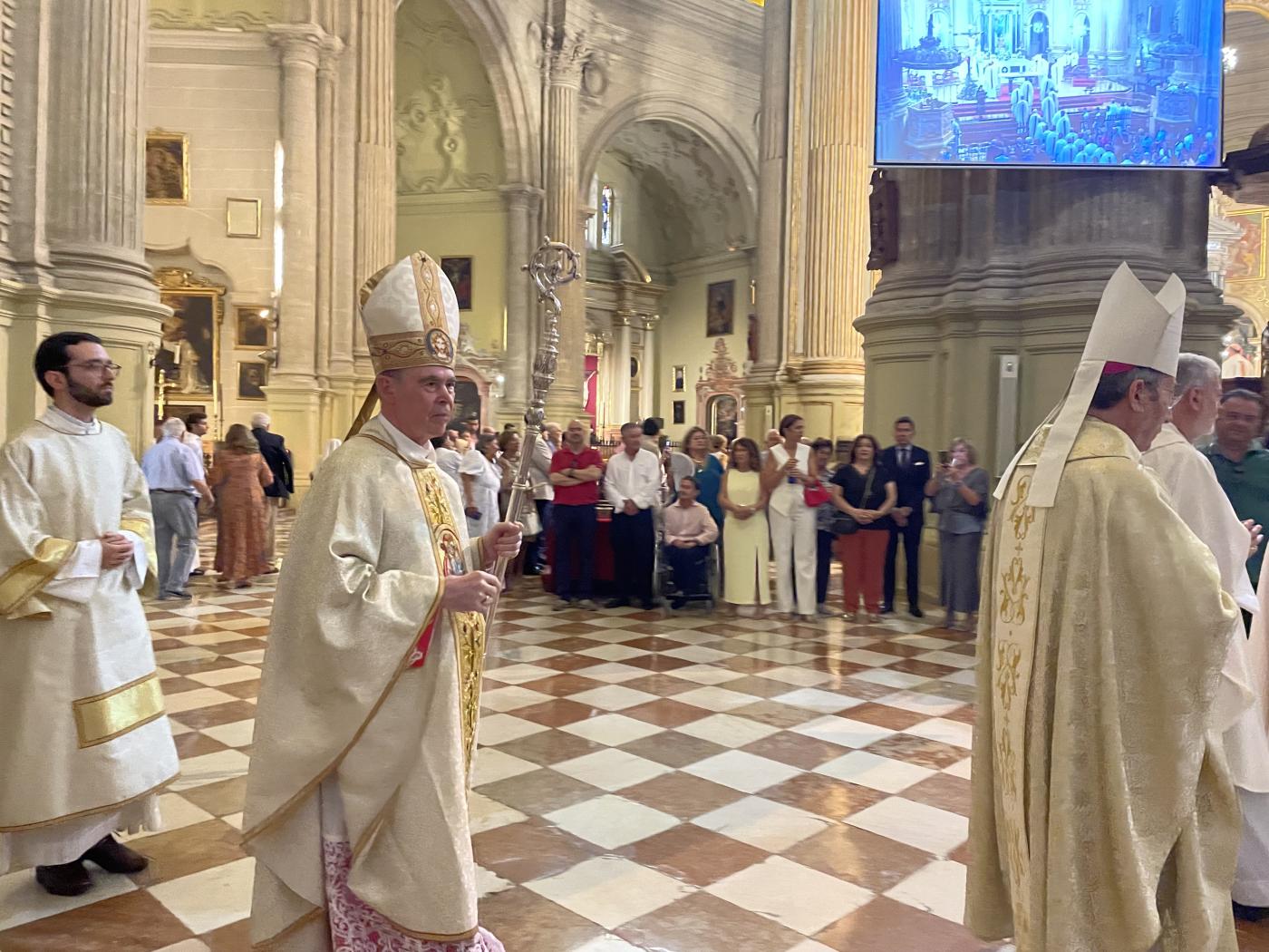 Ordenación sacerdotal de Antonio del Río y José Ignacio Postigo en la Catedral de Málaga // E. LLAMAS