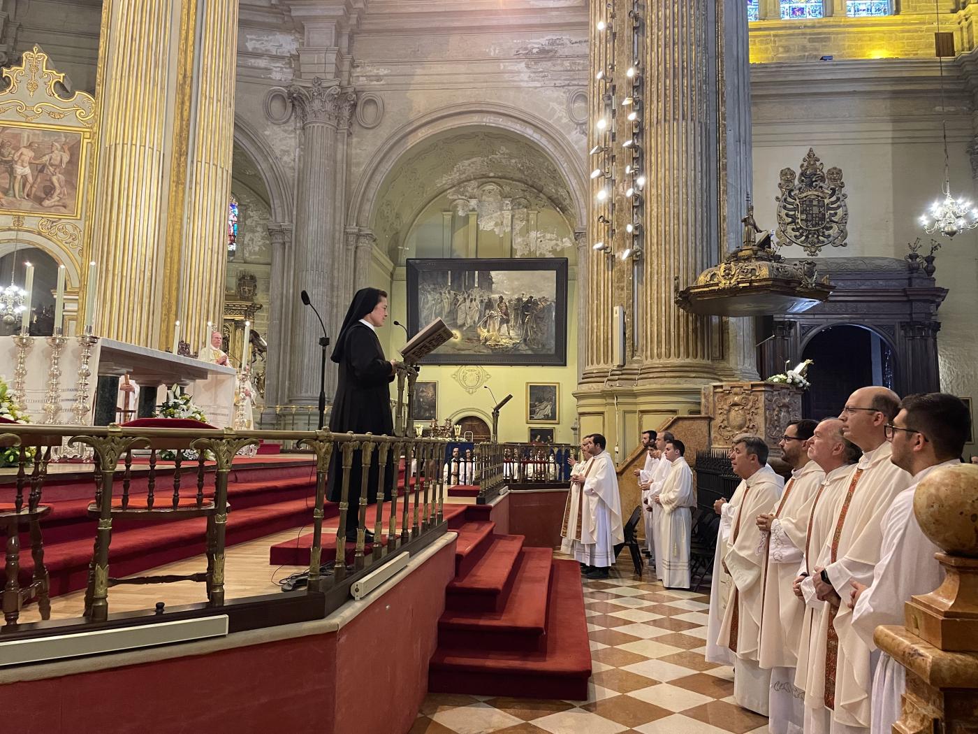 Ordenación sacerdotal de Antonio del Río y José Ignacio Postigo en la Catedral de Málaga // E. LLAMAS