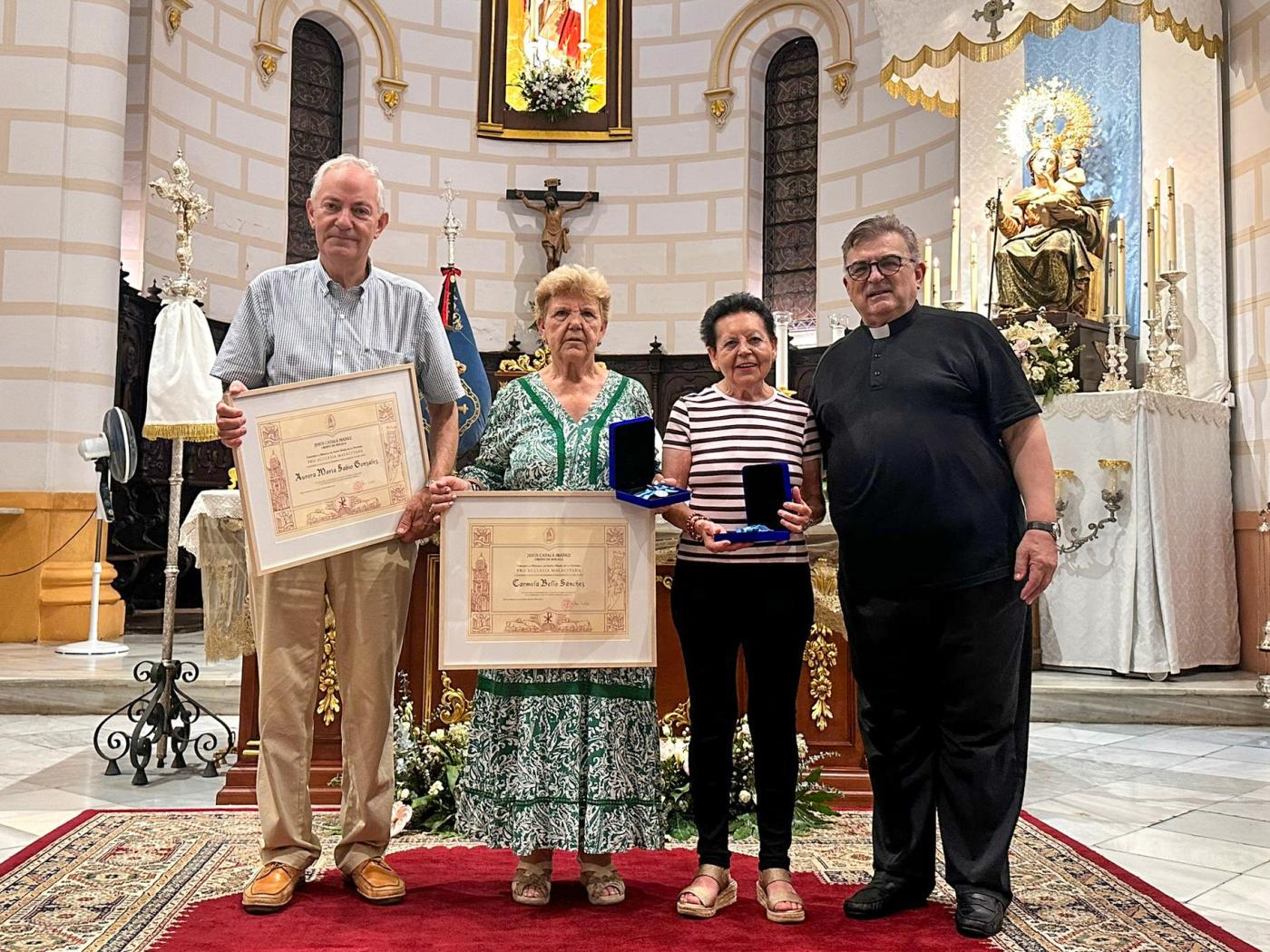 «Me llaman feligresa “todoterreno” y así es, dispuesta para lo que se necesite»