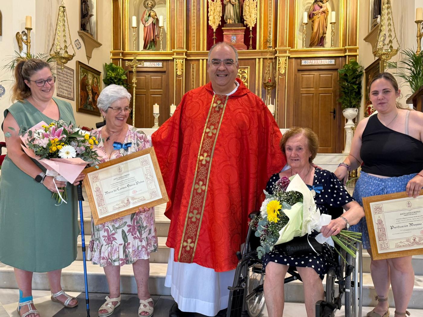 Pura: «Señor, aquí estoy. Tú me miras, y yo te miro»