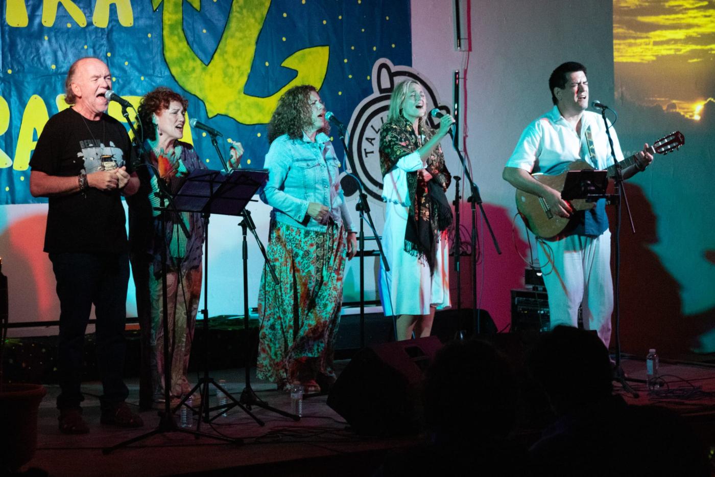 Talithakum reúne a doscientas personas en torno al arte y la fe