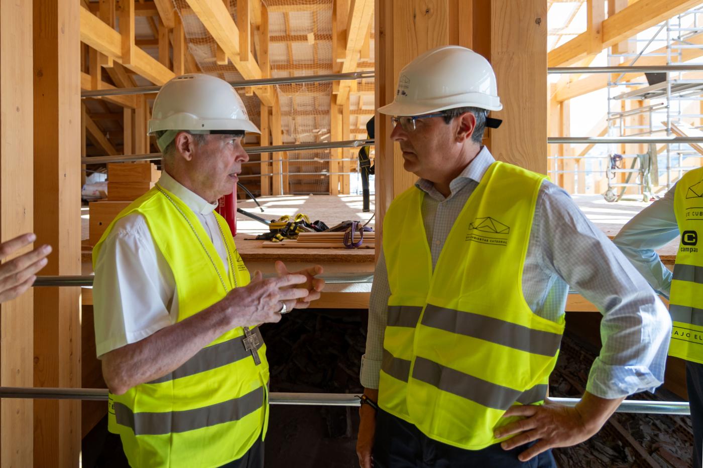 Visita a las obras de las cubiertas de la Catedral de la Diputación Provincial y Fundación Unicaja