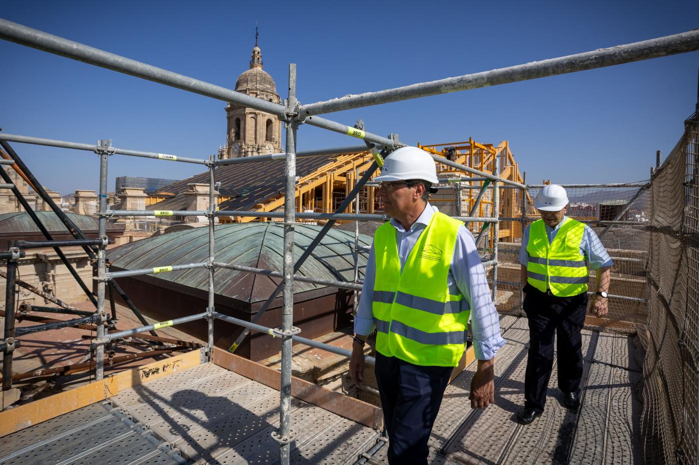 Visita a las obras de las cubiertas de la Catedral de la Diputación Provincial y Fundación Unicaja