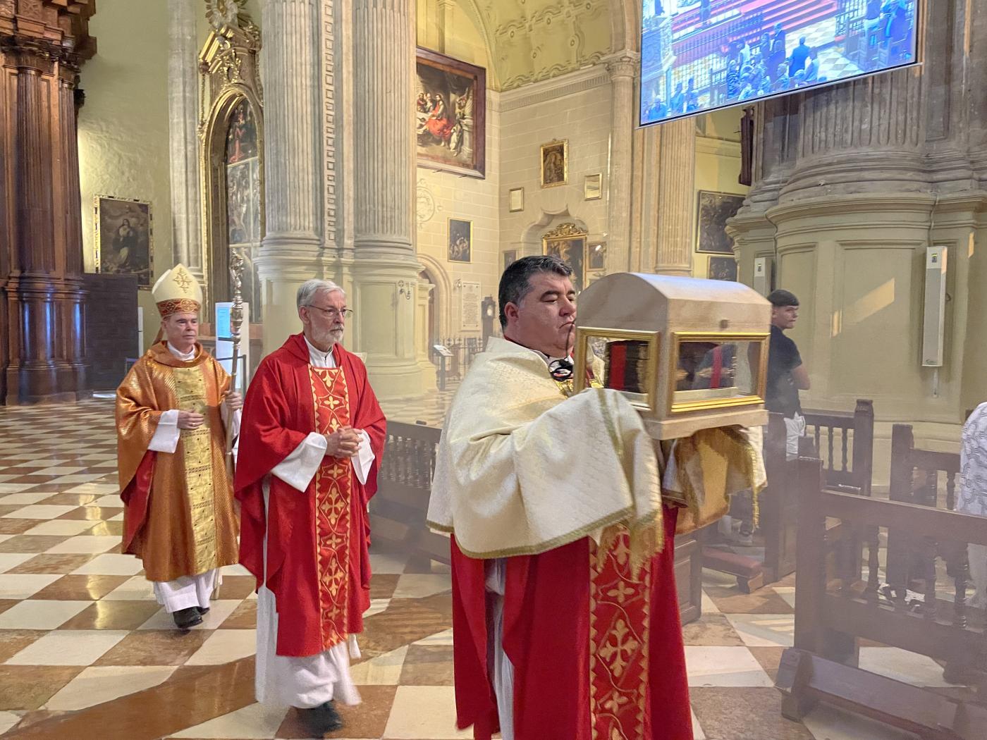 Llegada de las reliquias del mártir Miguel Romero Rojas (Catedral-Málaga)